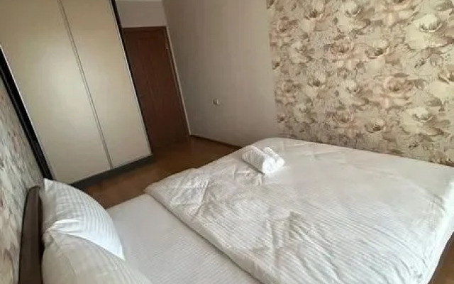 Хоум Отель на пр. Дружбы, д. 65