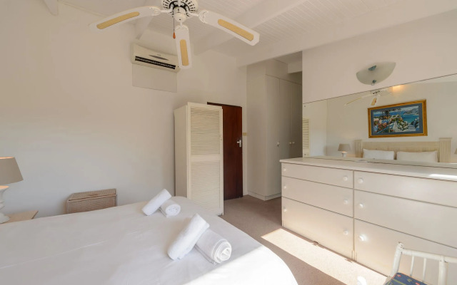 San Lameer Villa Rentals  2813