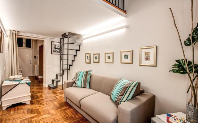 Wonder Cobblestone Walk