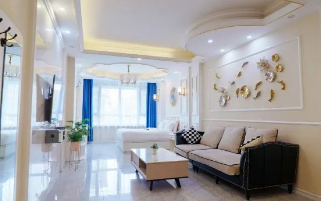 Hongji Business Hotel