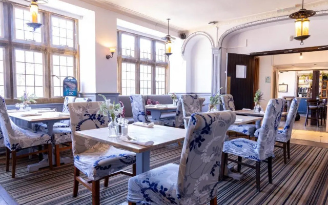 Cromwell Lodge Hotel by Greene King Inns