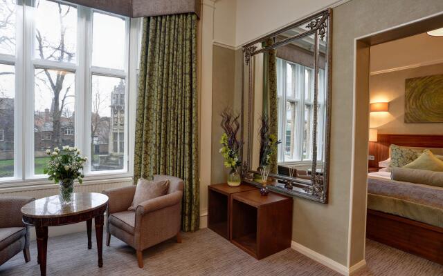 Dean Court Hotel