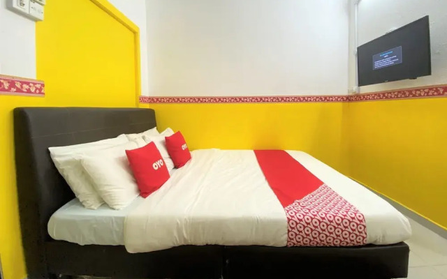 OYO 90176 D'cruz Sunrise Villa