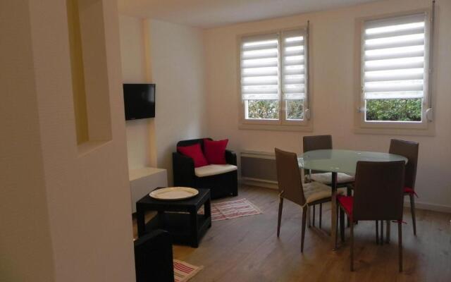 Appartement Aix-les-Bains, 1 pièce, 2 personnes - FR-1-617-5