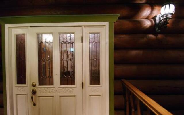 Petit Hotel of Log House Tombouctou