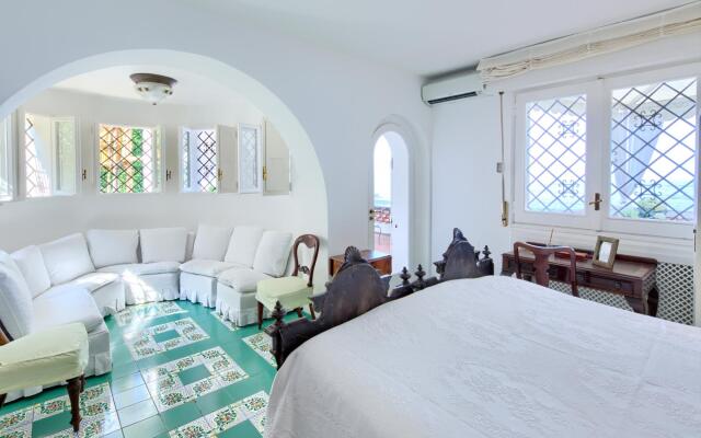 Estate4home - Villa Bougainville