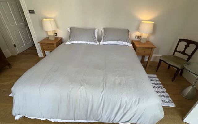Historic Luxury Apartment in Inverness City Centre