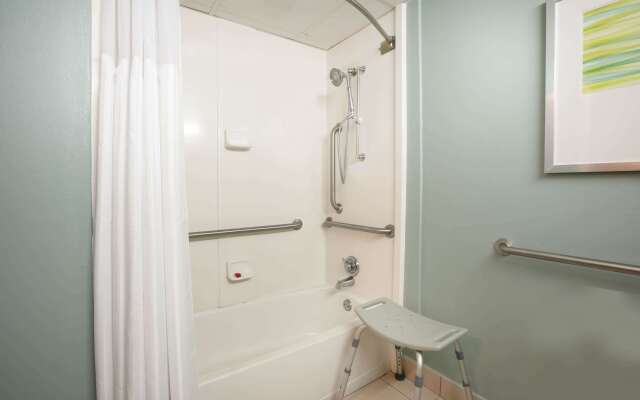 Baymont Inn & Suites by Wyndham Braselton