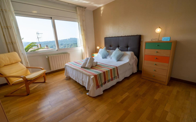 Villa Lux Gallery AC