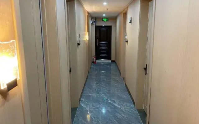 Xixian Zaomeng E-sports Hotel