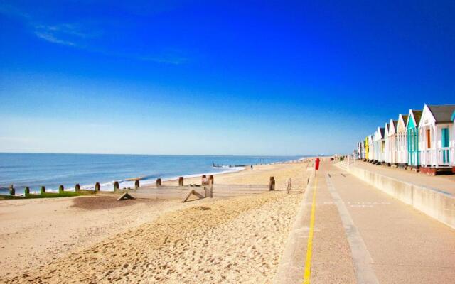 Sleeps14 Seaside Luxury House on the Suffolk Coast