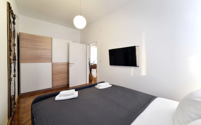 Corner apartments Savska