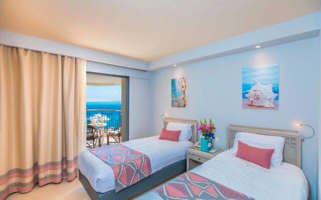 SUNRISE Holidays Resort (Adults Only)