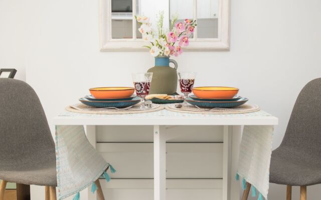 Rustic Chic Studio Downtown by La Recepcion