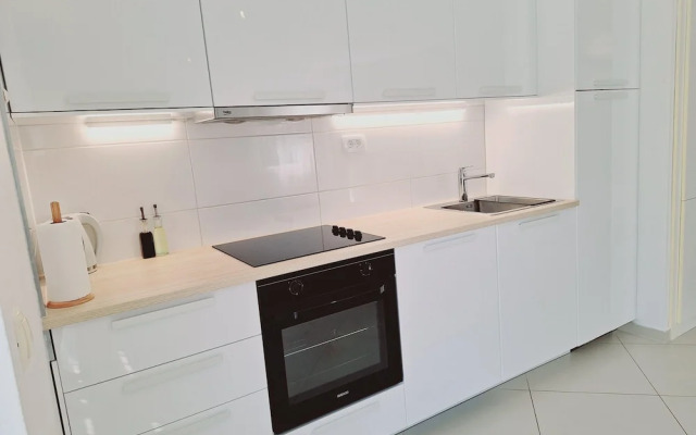 Modern Apartment in Kastel Stafilic With Fenced Garden