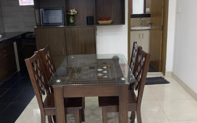 Captivating 2-bed Apartment in Dhaka