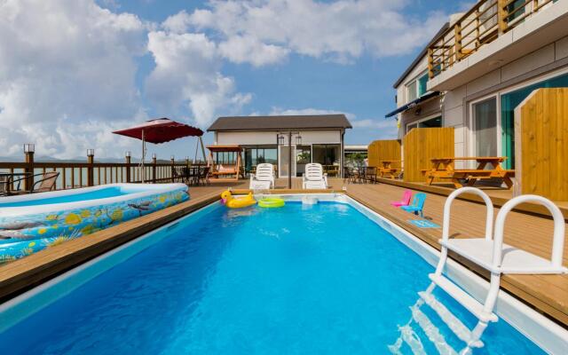 Yeosoo Dolsanmaroo Pension