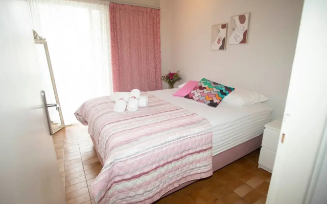 Electra s 2-bedroom Apt-convenient Location Patra
