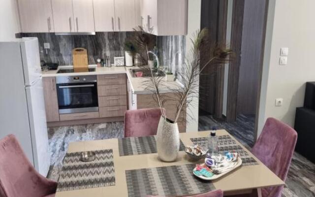 Stergiou Room 2
