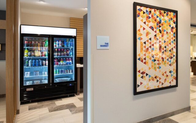 Holiday Inn Express & Suites Camas - Vancouver by IHG