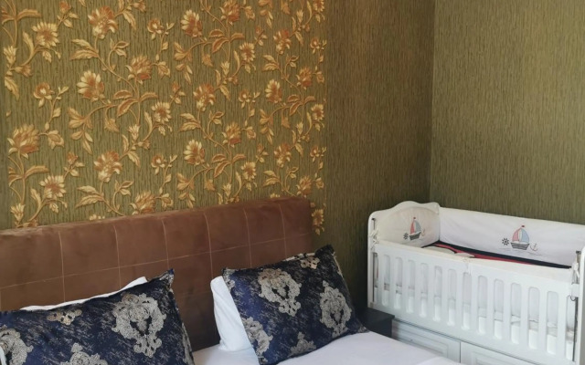 Raffles Garden Villa