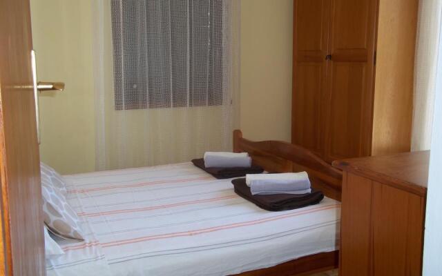 Apartment Duskica - close to the sea: A1 Petrcane, Zadar riviera