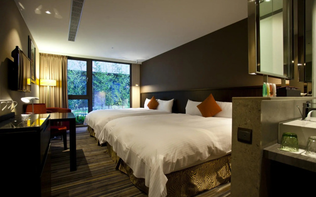 In Sky Hotel