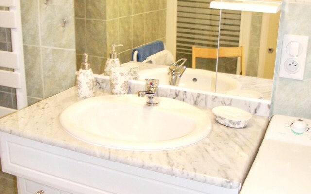 Apartment Allee de la Ringade