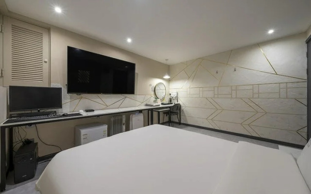 Incheon (Ganseok-dong) Hotel Prague