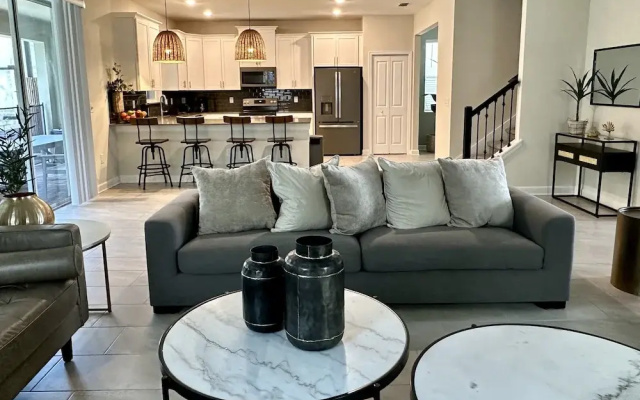 Luxurious Retreat Games & More