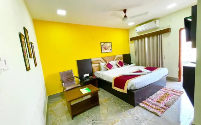 Goroomgo Hotel Coral Suites Puri