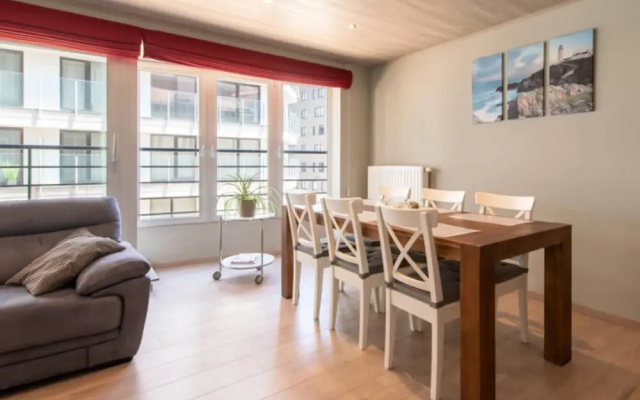 Apartment With Lateral sea View in Ostend