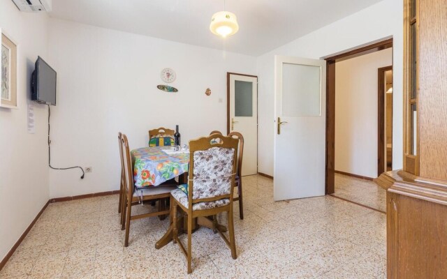 Nice Home in Fazana With Wifi and 3 Bedrooms