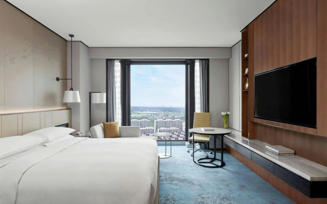 Shanghai Marriott Hotel Pudong South – Guest Rooms – Shanghai
