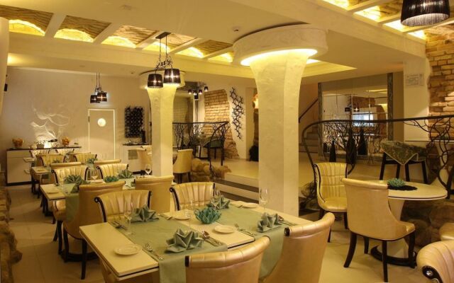 Moon Garden Boutique Hotel