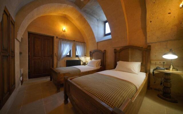 Maya Cave Hotel