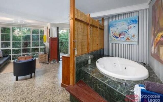 The Castle - Villa by the Sea