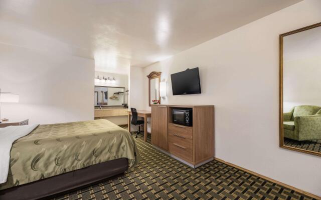 Quality Inn Near Fort Hunter Liggett
