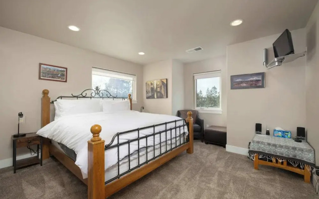 6BR 5 King Beds EV 10min Downtown