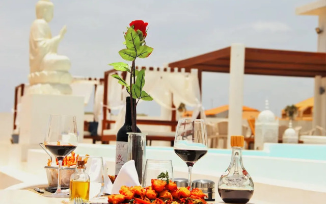 Hotel LIVVO Budha Beach