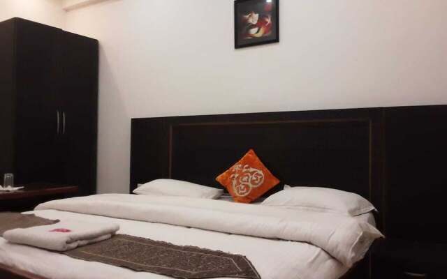Hotel Rajshree