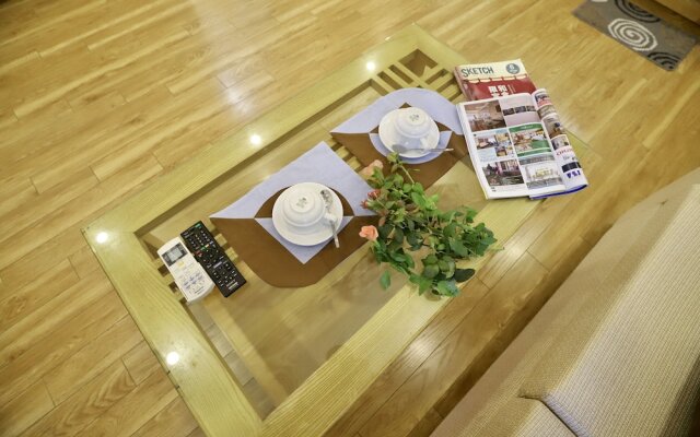 Stay Pham Huy Thong Hotel