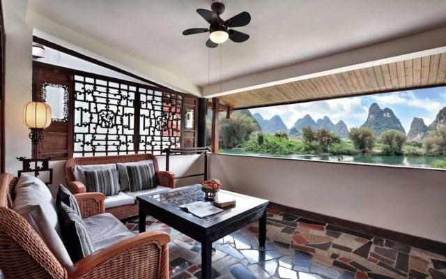 Yangshuo Mountain Retreat