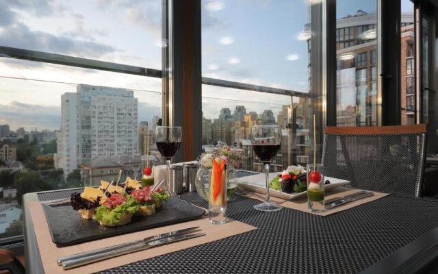 Отель «Рациотель Ямская» в Киеве