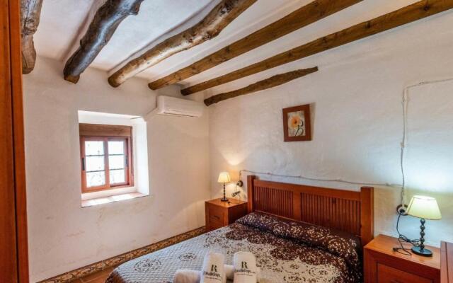 Casa Rufino Iznajar by Ruralidays