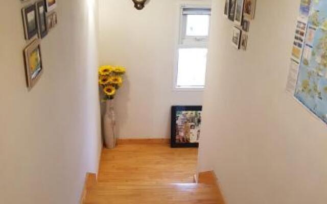 Tongyeong One Guesthouse