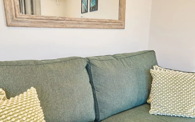 Host Stay Cobnut Barn