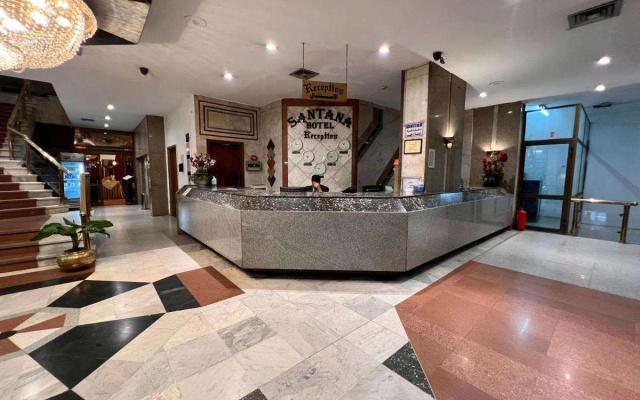 Santana Hotel