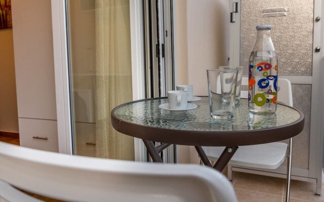 Charmy Petit 1 Bedroom Flat in Athens