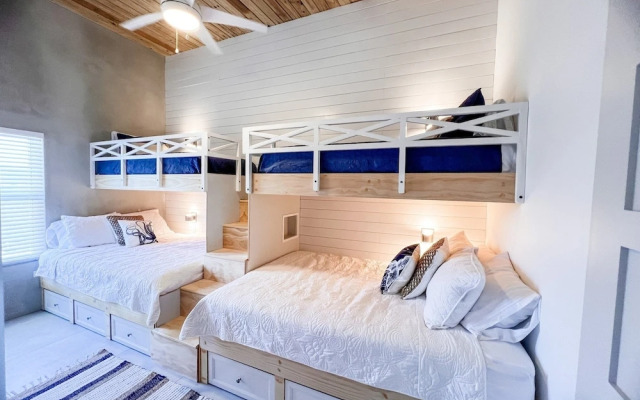 Paradise Cove 3 Bedroom Home